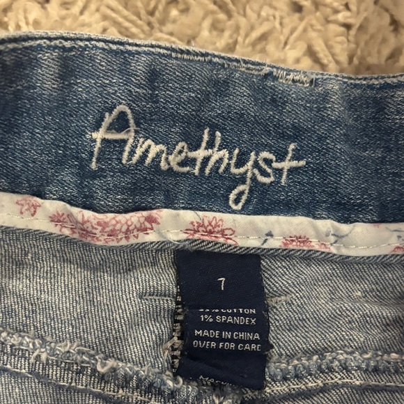 Amethyst Jeans Distressed Boot Cut in Faded Blue - Picture 2 of 8